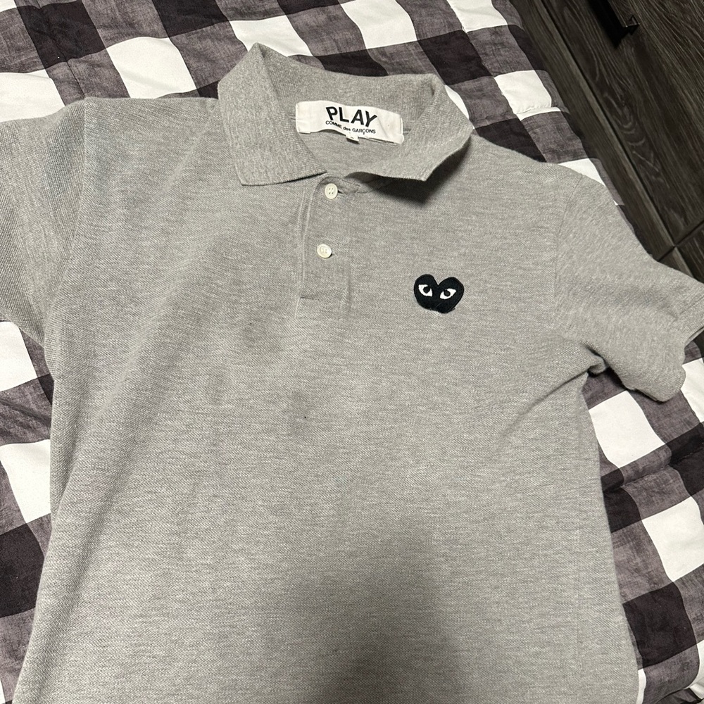 COMME DES GARCONS PLAY Grey Cotton Big Black Heart Polo Short Sleeves Size Small